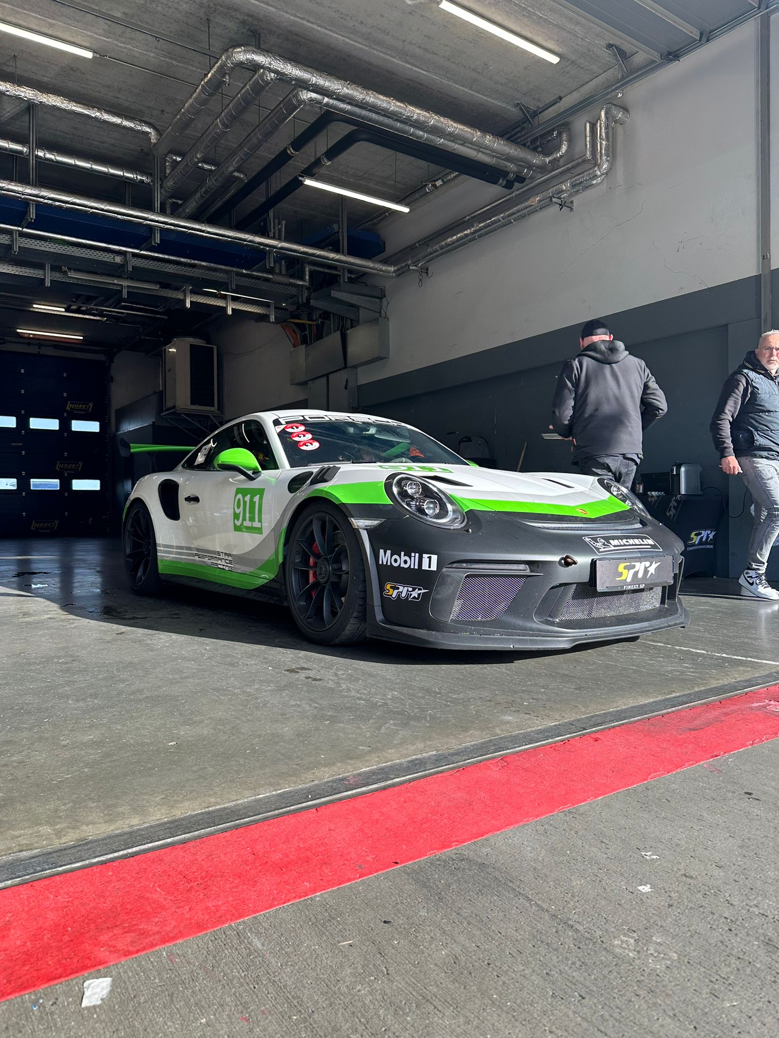 Renntraining Porsche vs. Mercedes XL – Bild 2